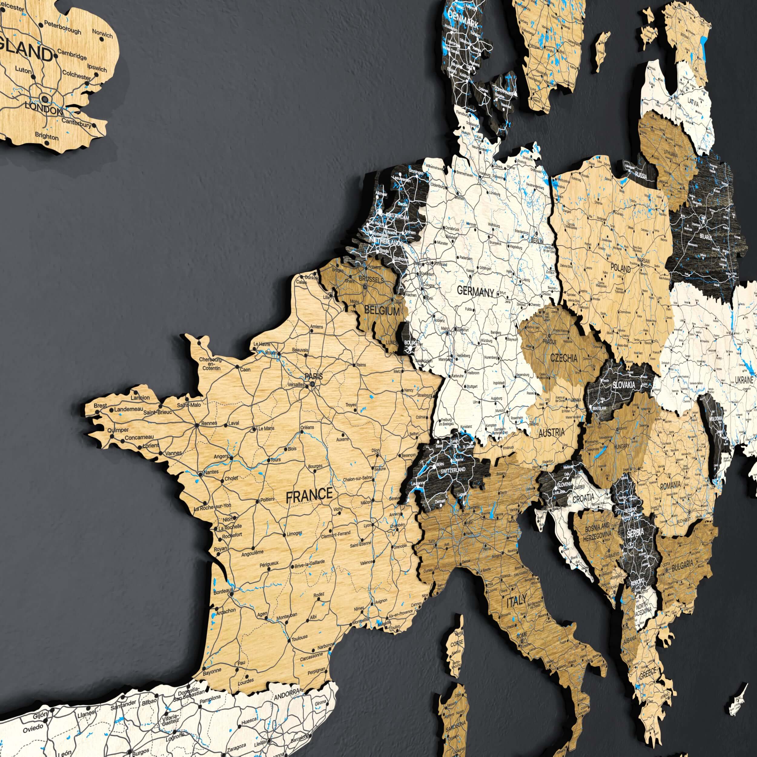 Drewniana Mapa Europy 3D – Light Walnut