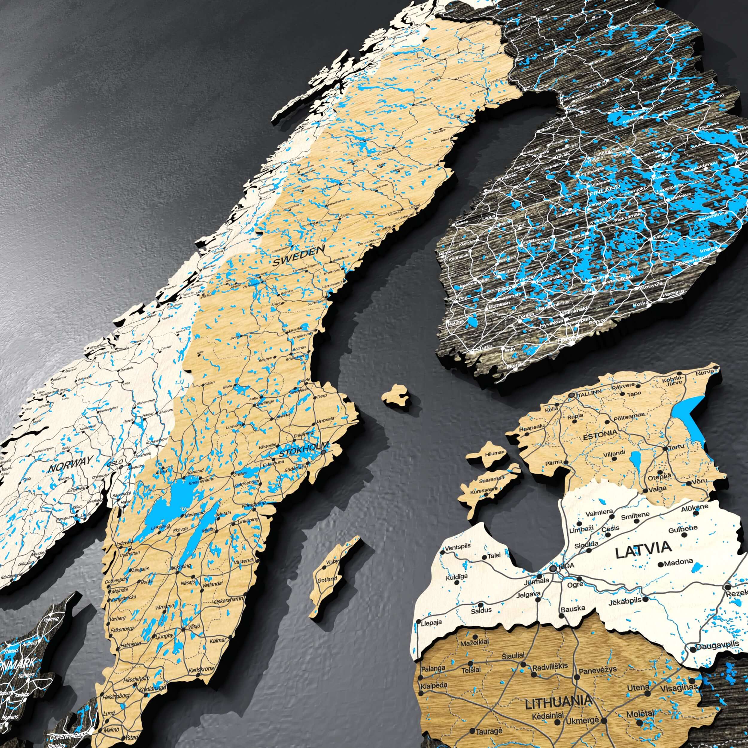 Drewniana Mapa Europy 3D – Light Walnut