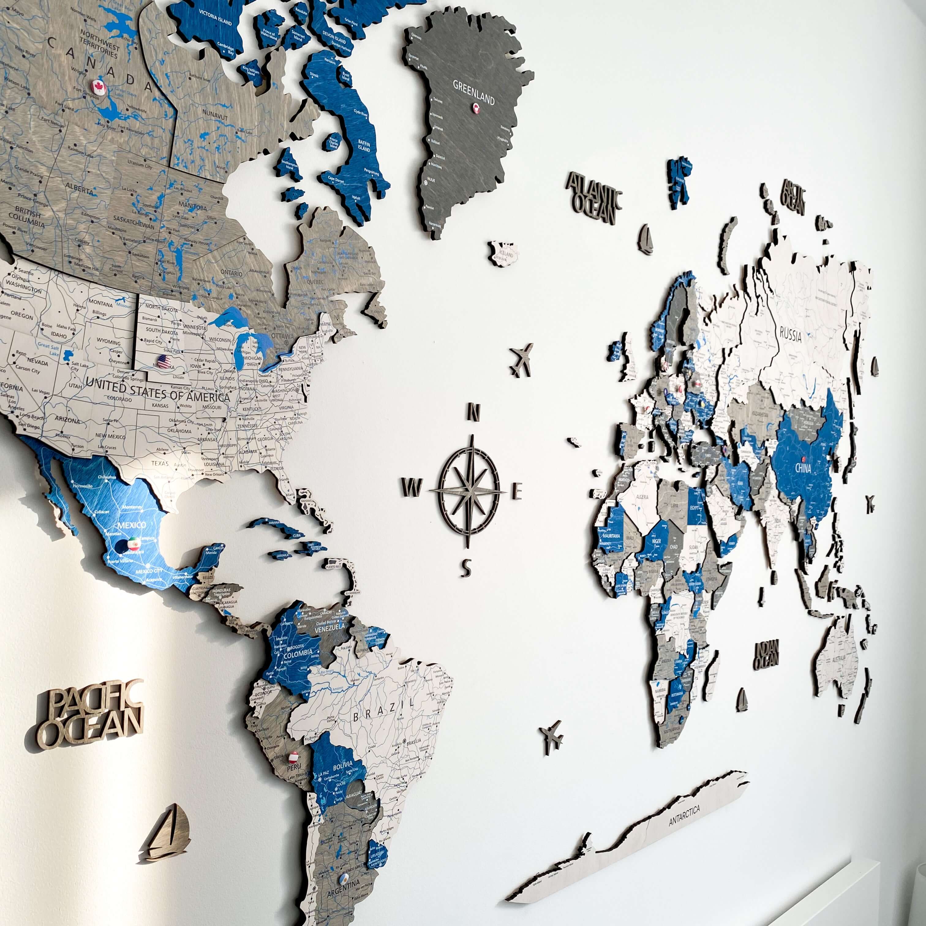 Drewniana Mapa Świata 3D “Vintage Aqua”