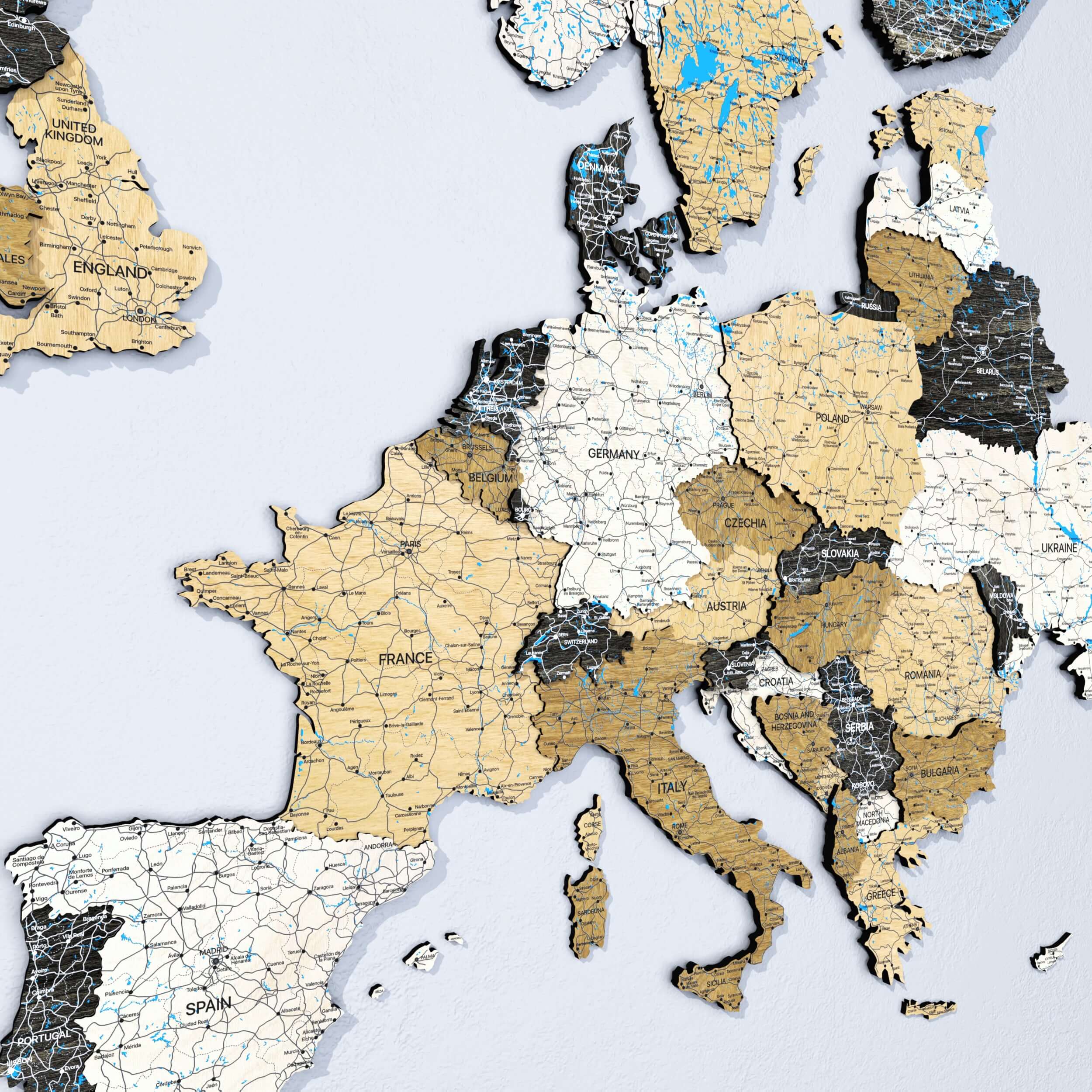 Drewniana Mapa Europy 3D – Light Walnut
